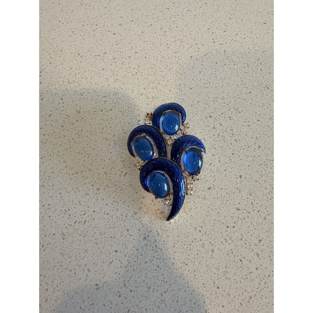 Vintage Trifari L'Orient L'Oriente Cobalt Blue Enamel Rhinestone Brooch Pin HTF
